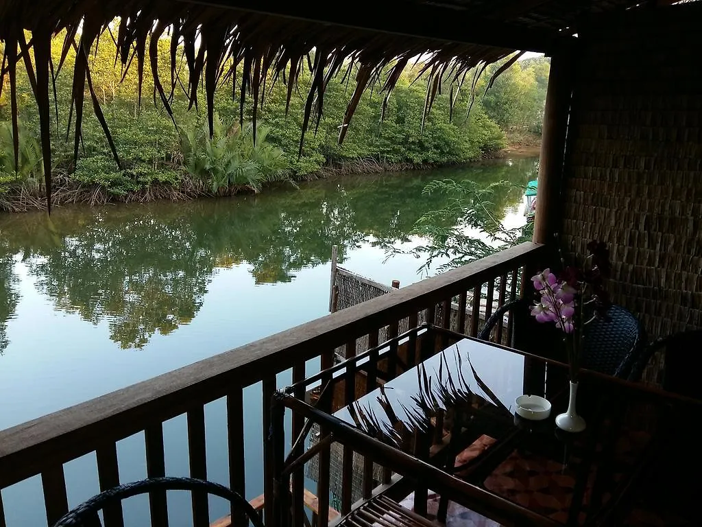 Mangroves & More @ Cambodia Сиануквиль 0*,